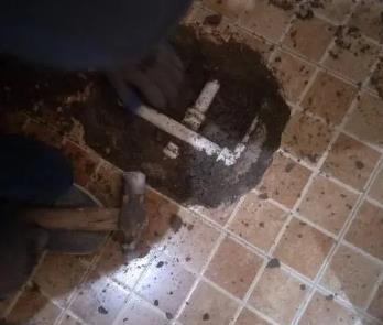 亳州市卫生间漏水维修公司为您分享下卫生间渗水如何处理及注意事项